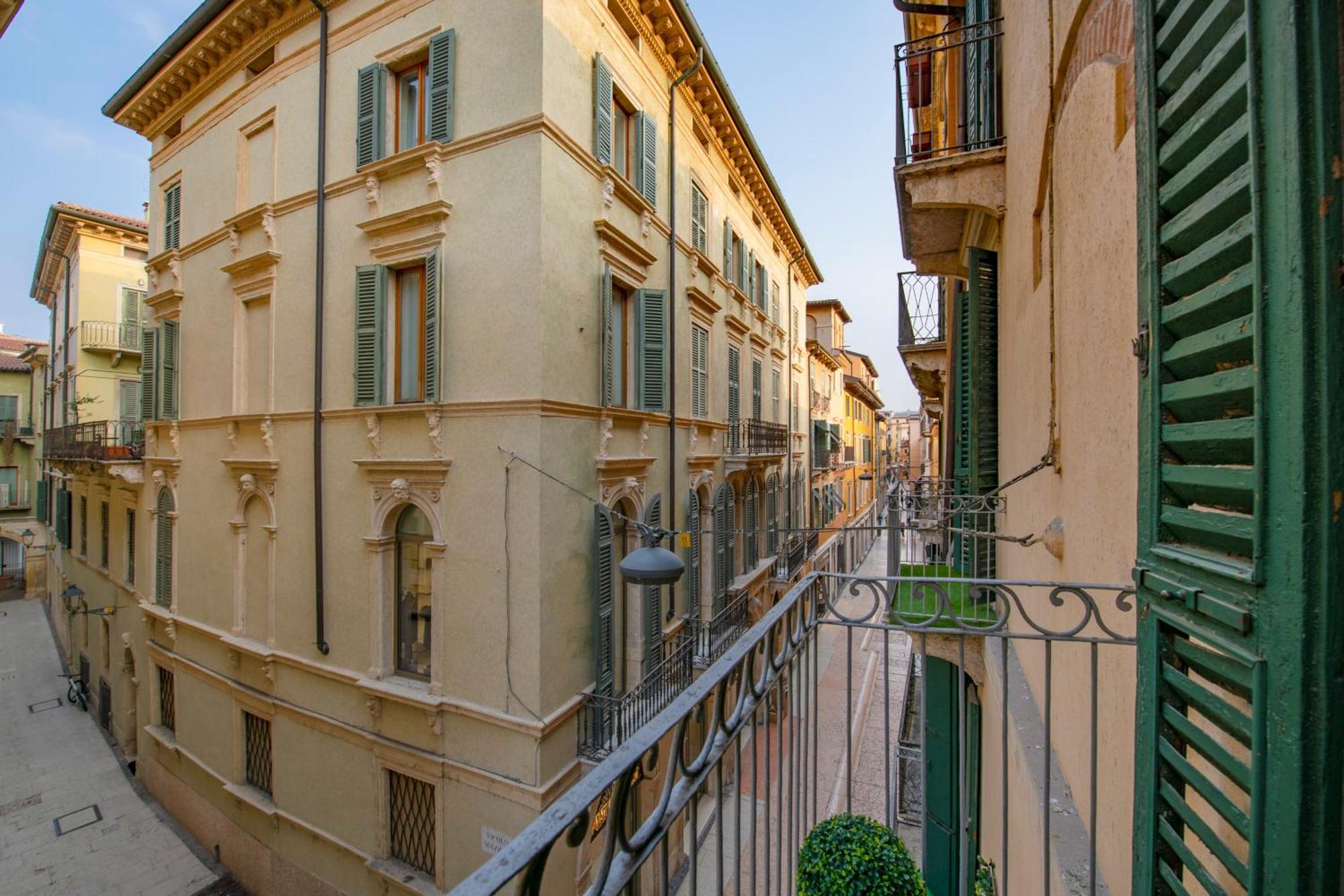 Arena Suite Mazzini Verona Centro Exterior foto